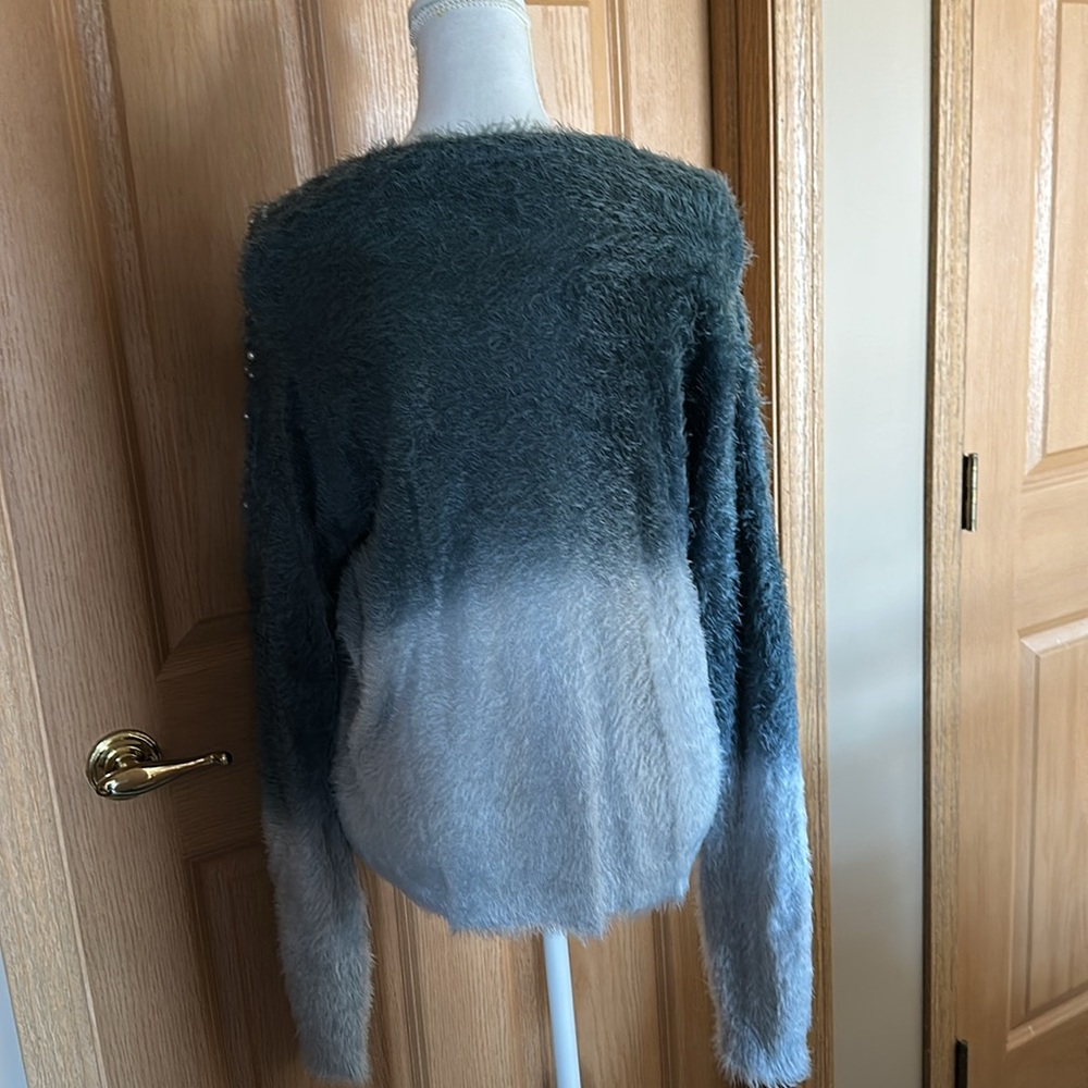 VENUS Cozy Pearl Trim Ombre Sweater Top XL - Picture 8 of 12